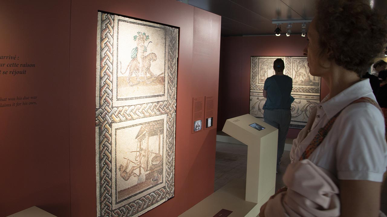 image de l'exposition sur la mosaïque des saisons